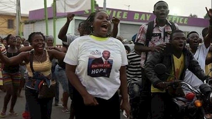 فوز کبير لنجم کرة القدم السابق جورج ويا في الانتخابات الرئاسية في ليبيريا