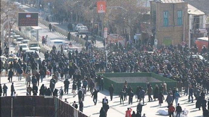 فوکس نيوز: إيران تهتز من الاحتجاجات المناهضة للحکومة، وهذا يستدعي دعم المتظاهرين من قبل دونالد ترامب