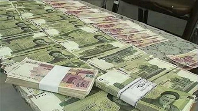 إيران.. مشروع موازنة2018 سيؤدي إلی توسيع نطاق الإحتجاجات