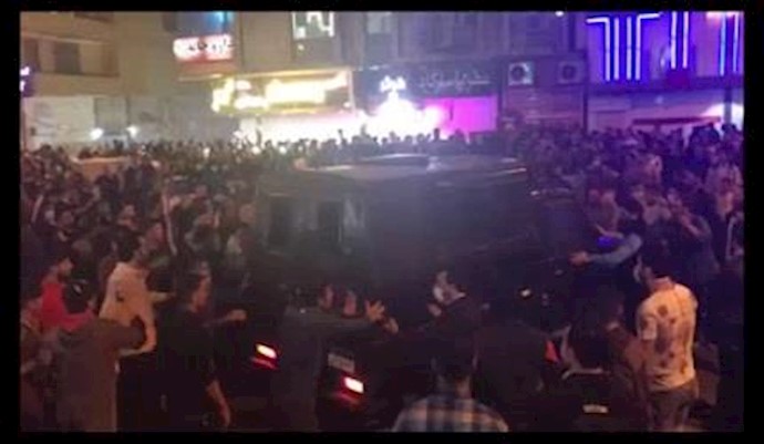 تظاهرات بمشارکة 50 ألفا من المواطنين بمدينة الأهواز- 30ديسمبر