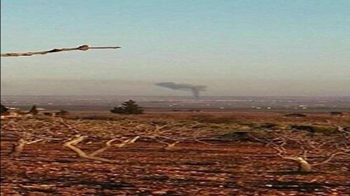 الثوار السوريون يسقطون طائرة حربية للنظام شرقي حماة
