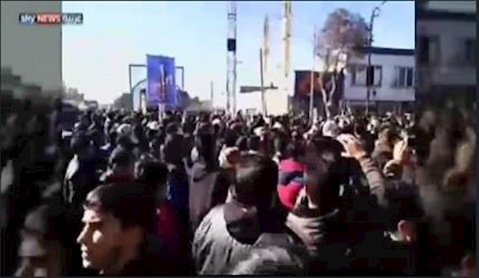 سکاي نيوز - انتفاضة مشهد.. أجواء ثورية ضد النظام الإيراني