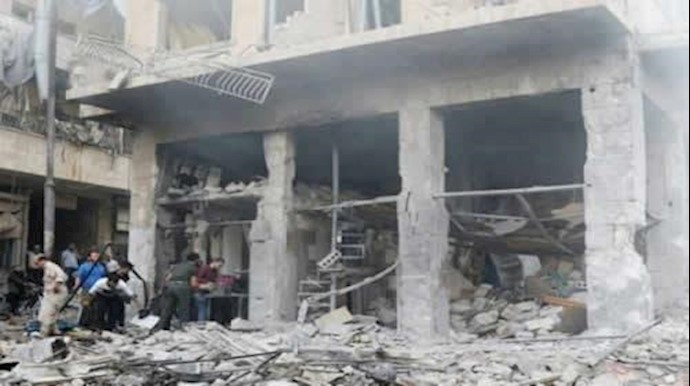 مقتل 19 مدنياً بينهم 7 اطفال في قصف جوي علی بلدة بمحافظة ادلب السورية