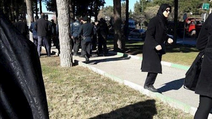 إيران..اشتباک بين مواطنين منهوبة أموالهم ومأموري الأمن الداخلي + فيديو