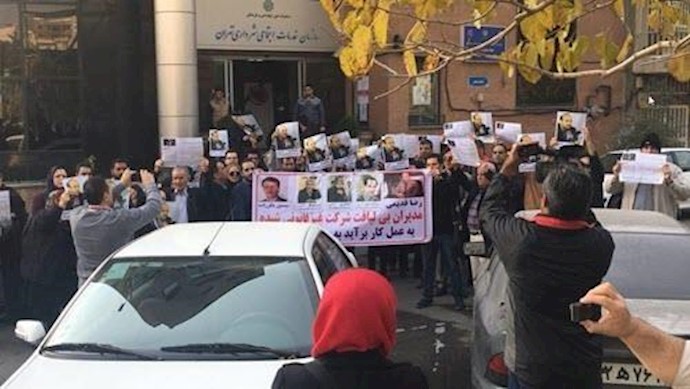 إيران ..تواصل احتجاجات عمالية و إعتراضات مواطنين منهوبة أموالهم