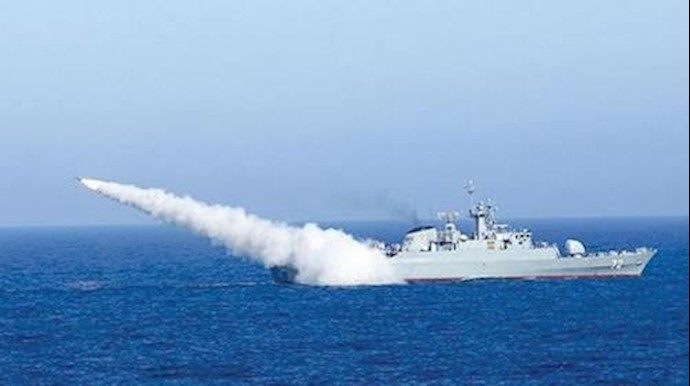 النظام الإيراني يجرب «کروز» في مياه الخليج
