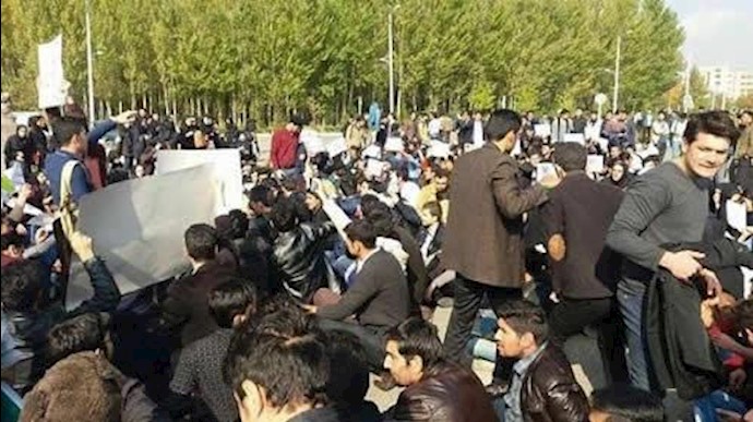 إيران.. السجن والإبعاد لـ 4 ناشطين أتراک