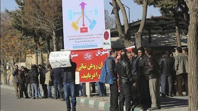 إيران..تجمع احتجاجي لعمال مفصولين عن العمل في مدينة زنجان