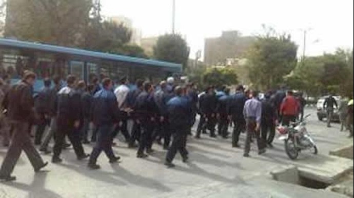إيران .. تراجع النظام مقابل احتجاج عمال شرکة «هبکو» بمدينة اراک