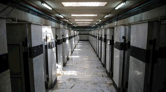 إيران.. نقل سجينين في سجن زابول الی خارج العنبر لتنفيذ أحکام الإعدام