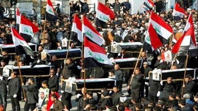 الاف العراقيين يتجمعون في بغداد لتکريم ضحايا تظاهرات السبت