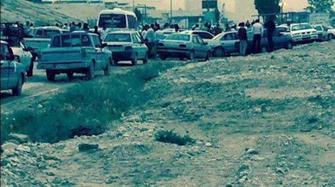 عمال محتجون في بارس جنوبي.. اغلاق المداخل