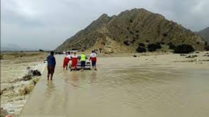 السيول في ايران تخلف 7 قتلی و مفقودين اثنين