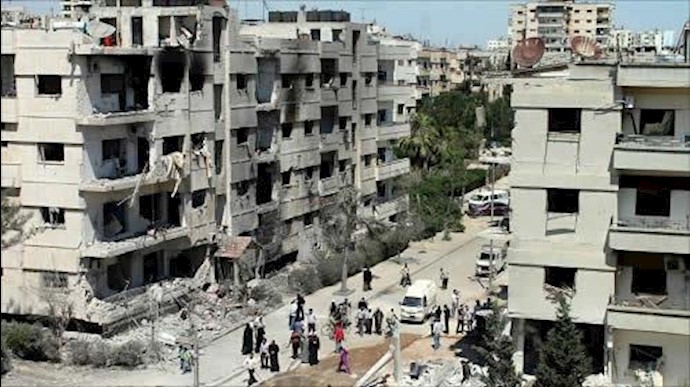 المعارضة السورية تحذر من تفريغ حي الوعر وتغييره ديموغرافيا
