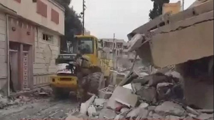 التحالف يحقق بمقتل مدنيين بالموصل والمعرکة تتوقف