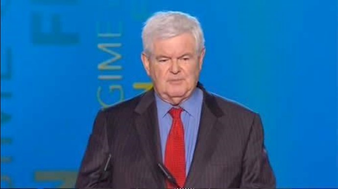 نيوت غينغريتش: اذا ارتکب النظام الايراني حماقة سيتلقی ردا عنيفا من قبل الولايات المتحدة