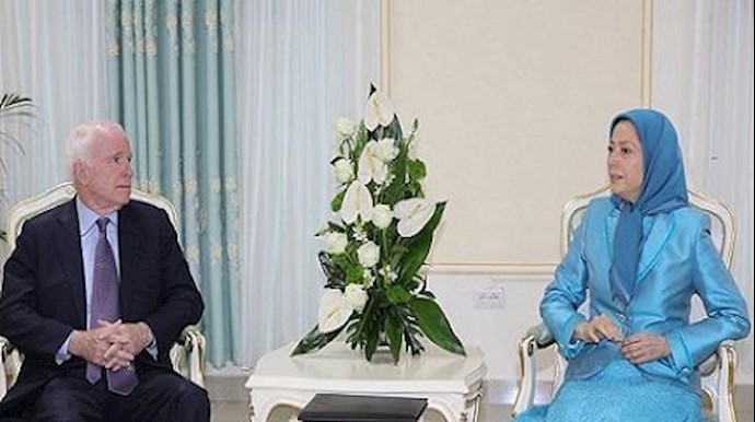 لقاء السيناتور ماکين بالسيدة مريم رجوي رئيسة الجمهورية المنتخبة من قبل المقاومة الإيرانية