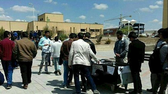 إيران.. حفل تأبين لضحايا السيول في آذربايجان