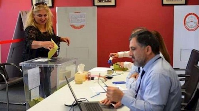 ترکيا.. بدء التصويت علی التعديلات الدستورية