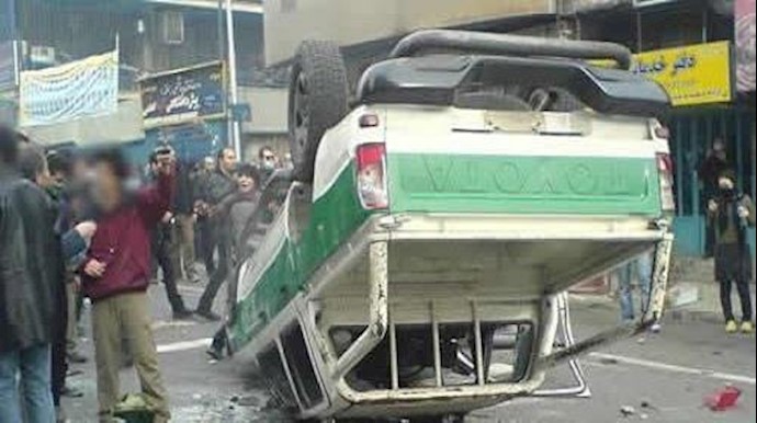 رحيل النظام صار أکثر من ممکن