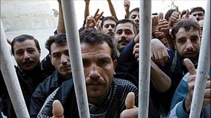 الشبکة السورية: النظام يجند السجناء مقابل الإفراج