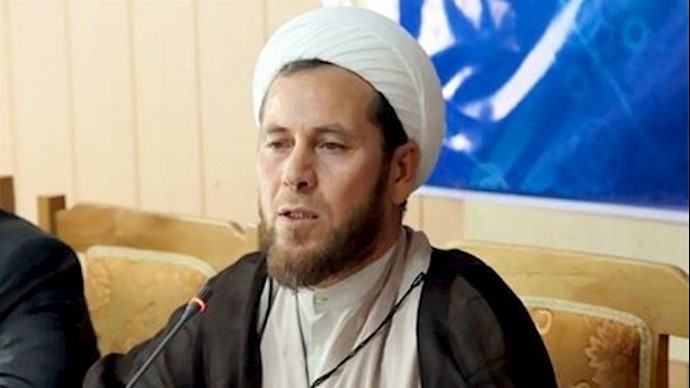 خطيب صلاة الجمعة في مدينة شاهين دج: المواطنون يشترون الخبز بشکل أقساط من المخبز