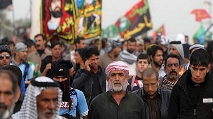 عراقيون يقطعون الطريق علی زوار إيرانيين بکربلاء