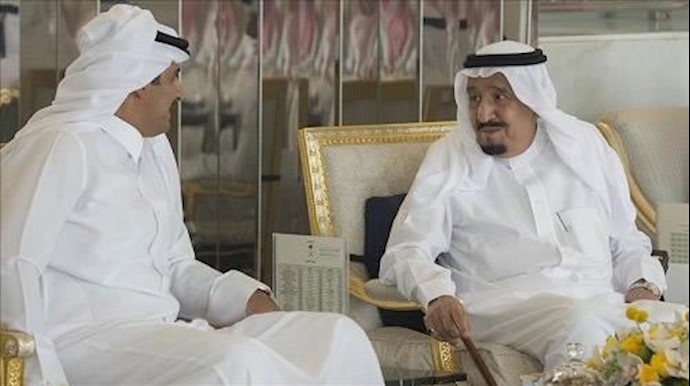 العاهل السعودي وأمير قطر يبحثان العلاقات الثنائية