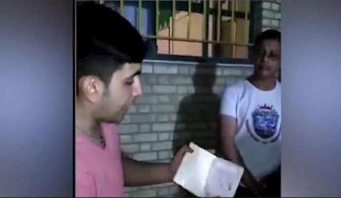 نموذج عن تصويت قسري في إيران