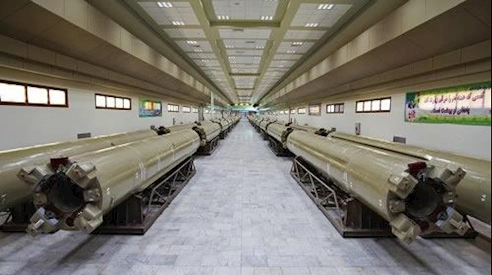 النظام الإيراني يتجاهل التهديدات الدولية ويدشن مصنع صواريخ باليستية