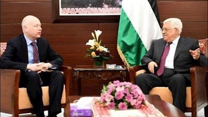 عباس يطلب وساطة المبعوث الاميرکي لعملية السلام في قضية الاسری المضربين عن الطعام