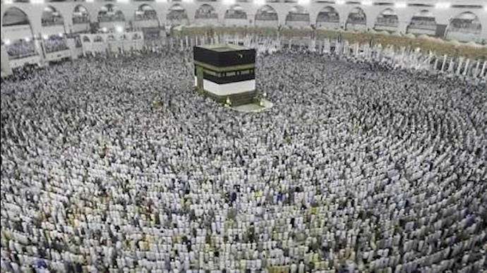 ملايين مسلم يشهدون ختم القرآن بالحرمين الشريفين
