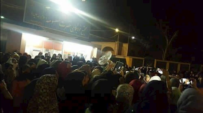 إيران..بالفيديو..توسيع احتجاجات للطالبات في جامعة الأهواز