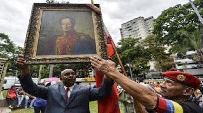 الرئيس الفنزويلي يعد بطرح الدستور الجديد للاستفتاء بعد صياغته