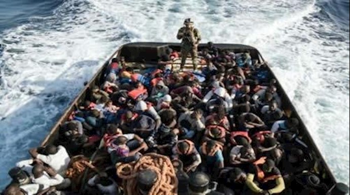 العثور علی جثث ما لا يقل عن 25 مهاجرا علی الساحل الليبي