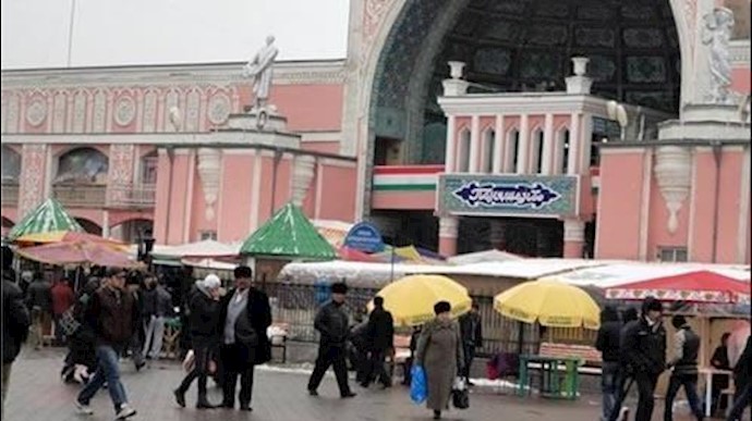 إغلاق المرکز الثقافي والتجاري للنظام الإيراني في طاجيکستان