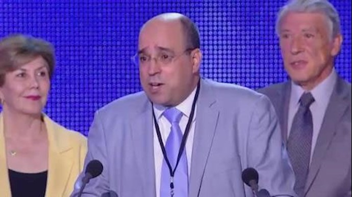أنور مالک: طهران تصنع الإرهاب وتمارسه داخل وخارج إيران