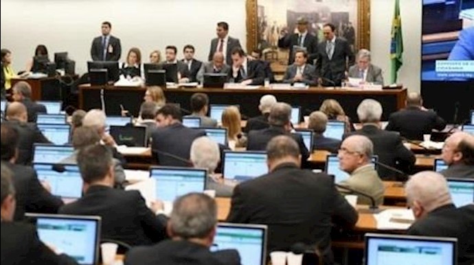 مقرر برلماني يؤيد محاکمة رئيس البرازيل