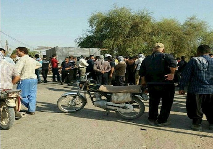 احتجاجات في المدن الإيرانية + صور