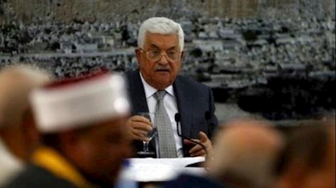عباس يعلن "تجميد" الاتصالات مع اسرائيل حتی الغاء اجراءاتها في الاقصی