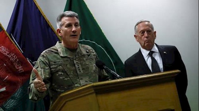 ترامب يطالب بإقالة قائد القوات الأمريکية في أفغانستان