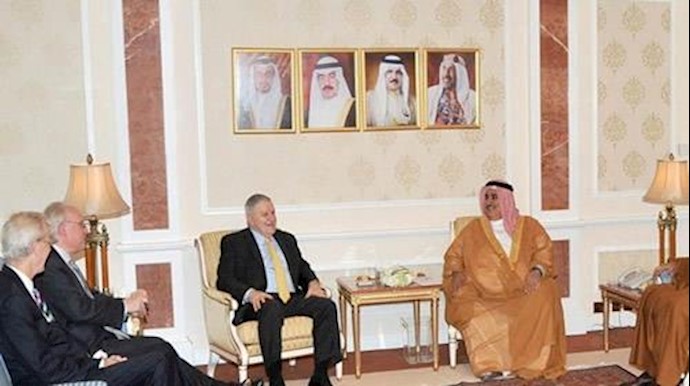 ملک البحرين يبحث مع وفد أمريکي جهود مواجهة "الإرهاب"