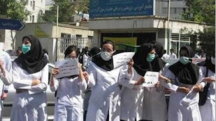 الممرضون والممرضات الإيرانيين تحت أشد الضغوط