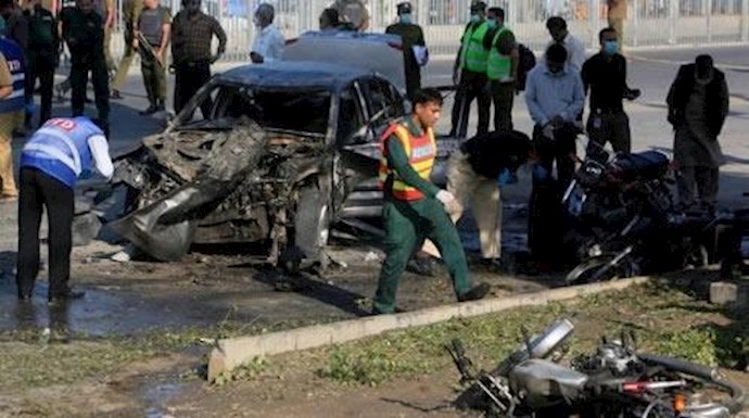 مقتل 4 عسکريين بهجوم انتحاري بباکستان
