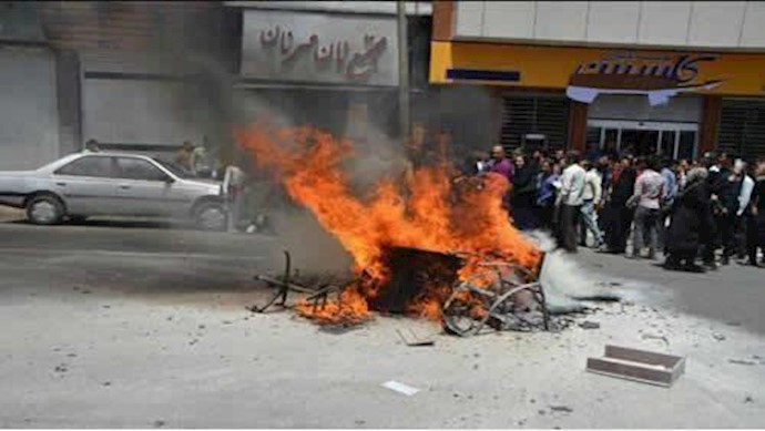 اعتراف خبير اقتصادي للنظام الايراني: الاتفاق النووي فشل في معالجة المشکلات الاقتصادية