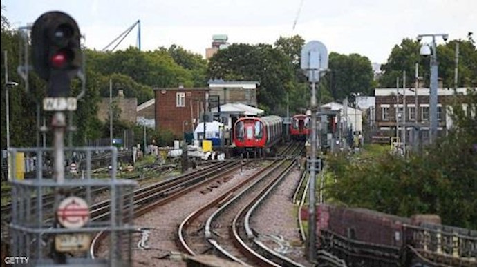 بريطانيا تعتقل شابا علی خلفية هجوم القطار