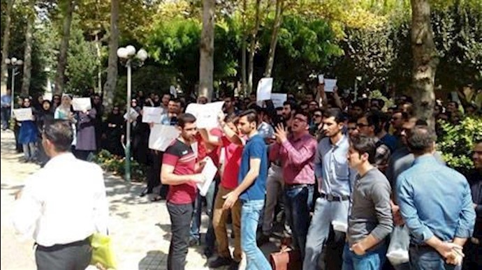 ايران..استدعاء الطلاب المحتجين في جامعة اعداد المدرس الی اللجنة الانضباطية
