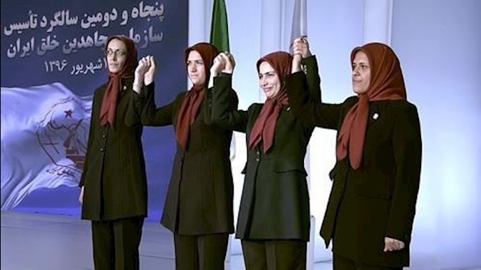 وجهان لعملة إيران