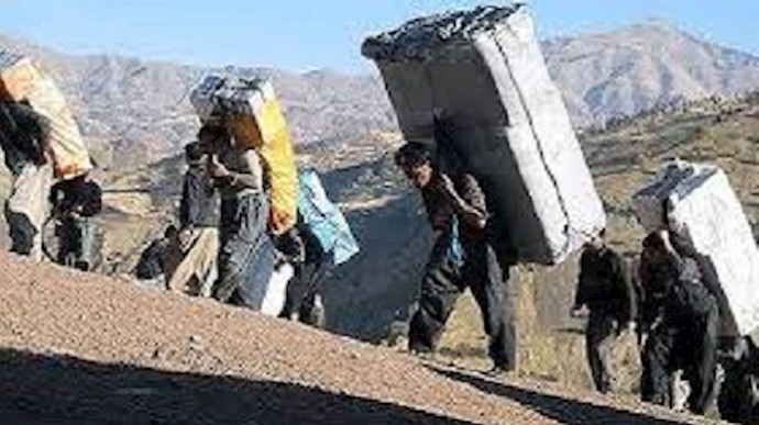 إيران.. اعتقال 35عتالا ونهب ممتلکاتهم