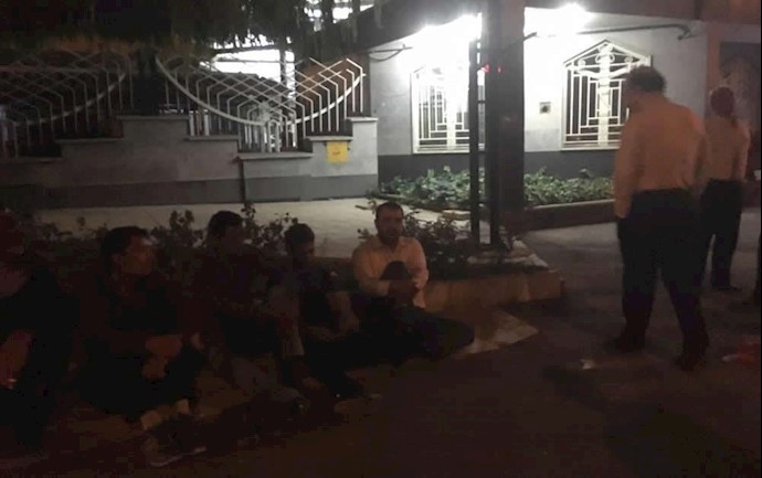 تجمعات احتجاجية في طهران وقزوين + فيديو عن الفقر والادمان